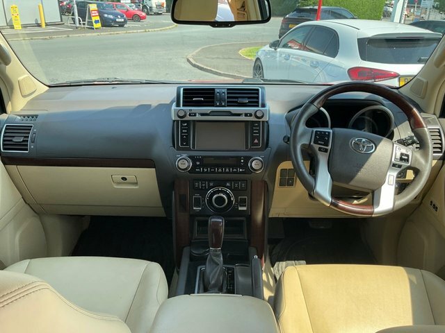 Toyota Land Cruiser 2.8D Invincible Suv 4Wd Euro 6 7 Red #3