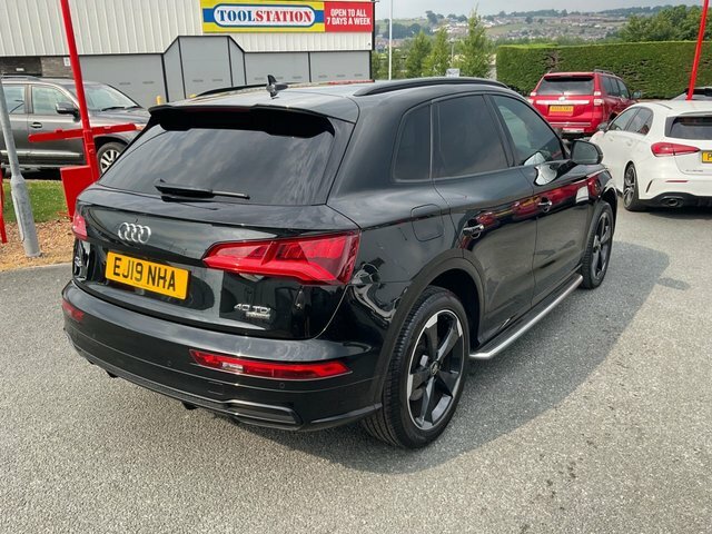 Audi Q5 2.0 Tdi 40 Black Edition Suv S Tronic Q Black #6