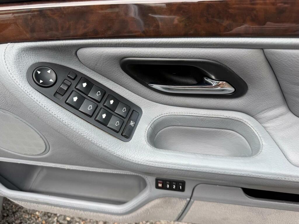 BMW 7 Series 2.8 728I Green #24