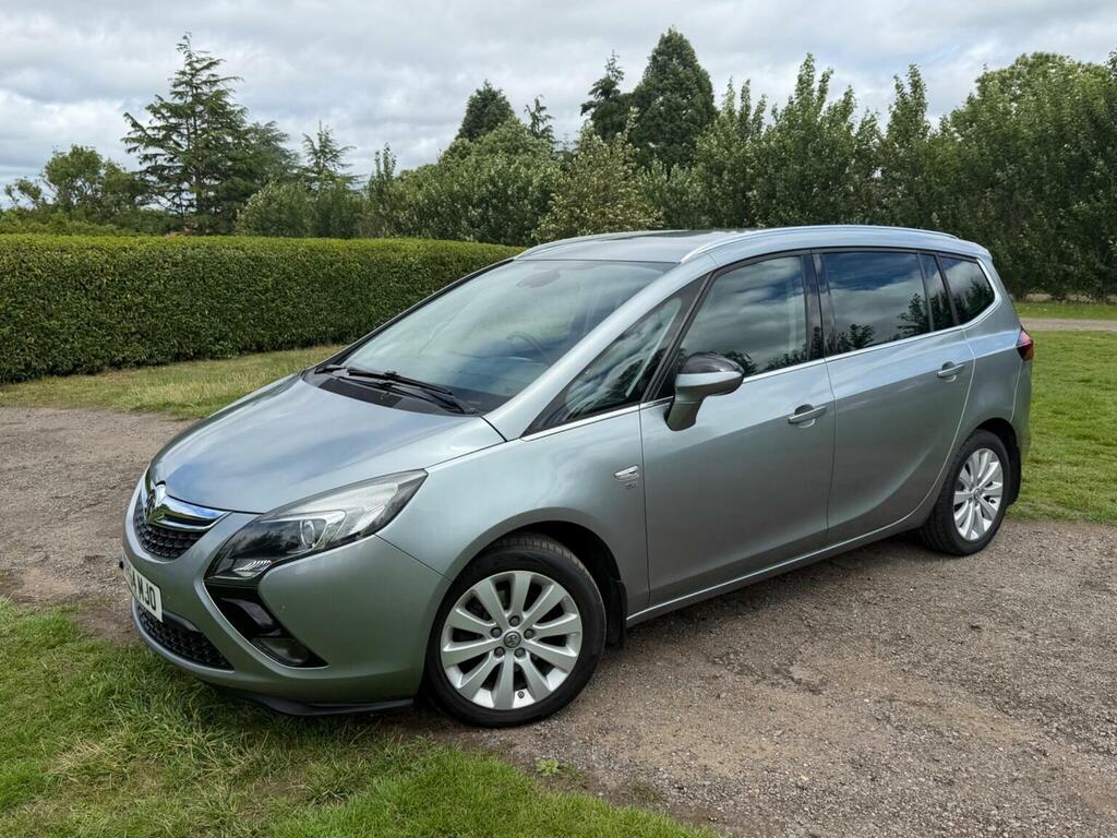 Vauxhall Zafira Tourer Tech Line White #10