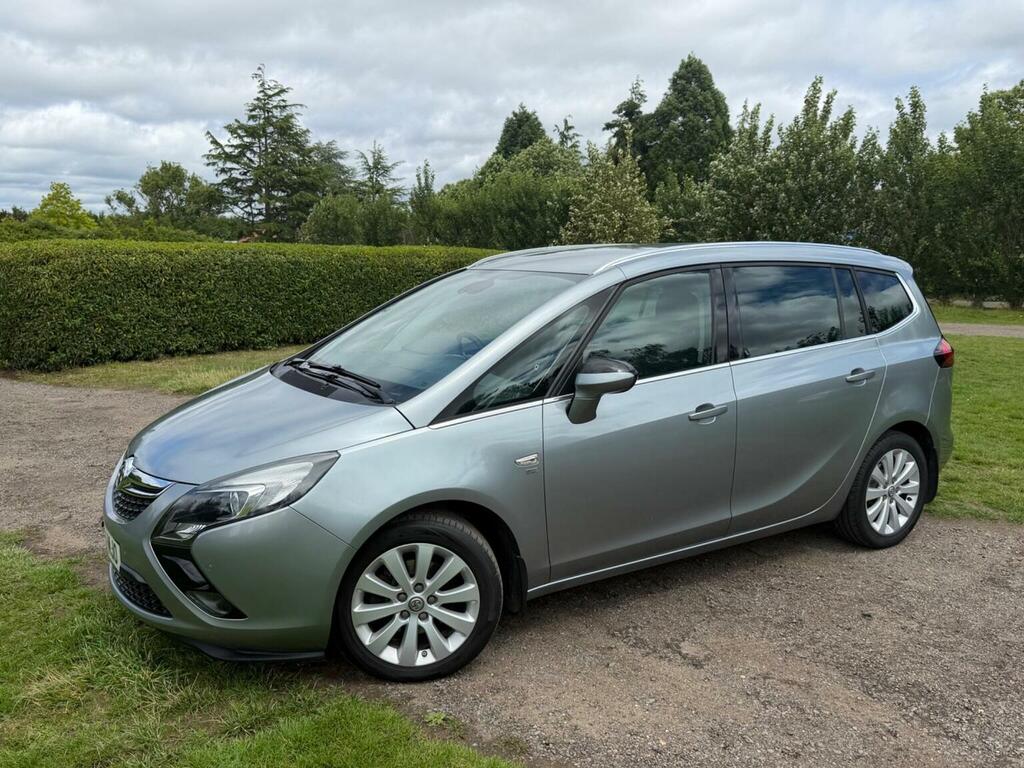 Vauxhall Zafira Tourer Tech Line White #11