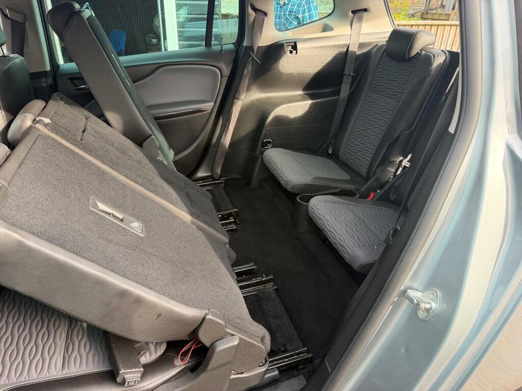Vauxhall Zafira Tourer Tech Line White #43