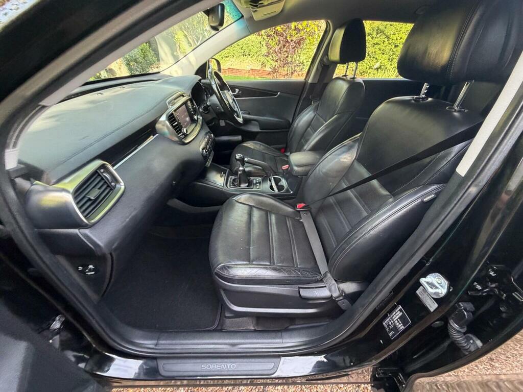 Kia Sorento 2.2 Crdi Kx-2 Awd Euro 6 Ss White #39