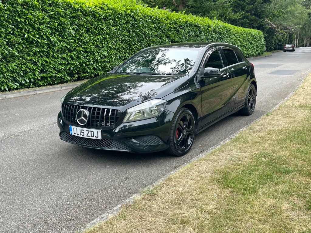 Mercedes-Benz A Class 1.5 A180 Cdi Sport Edition Hatchback 7G Black #2
