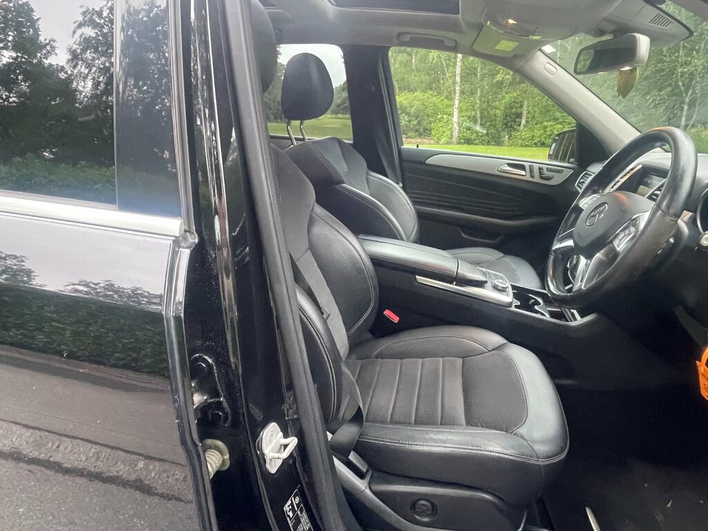Mercedes-Benz M Class  Black #19