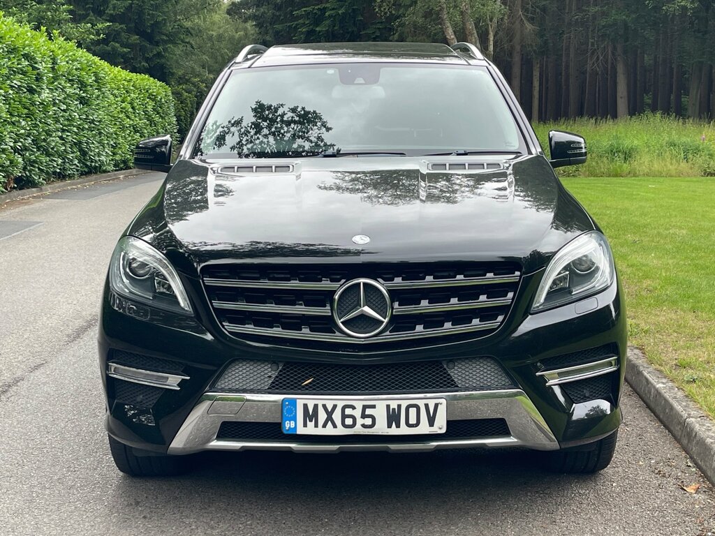 Mercedes-Benz M Class 3.0 Ml350 V6 Bluetec Amg Line Suv G-tro Black #2