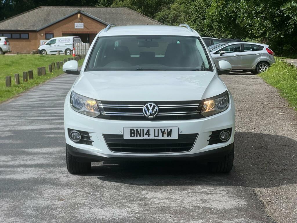 Volkswagen Tiguan Match Tdi Bluemotion Technology 4Motion BN14UYW White #2