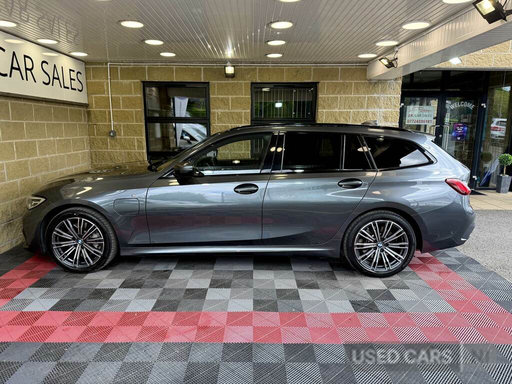BMW 3 Series 330E M Sport Step EJ70AOW Grey #6
