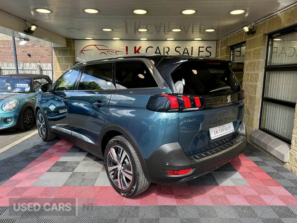 Peugeot 5008 1.6 Bluehdi 120 Allure Eat6 Green