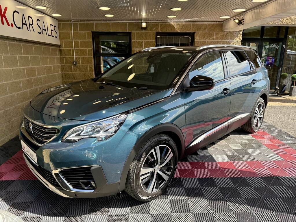Peugeot 5008 1.6 Bluehdi 120 Allure Eat6 Green #4
