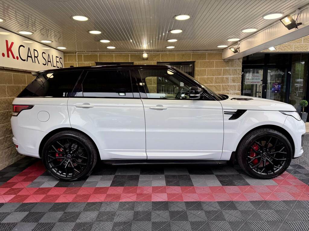 Land Rover Range Rover Sport 3.0 Sdv6 306 Hse Dynamic Y777MBC White #2