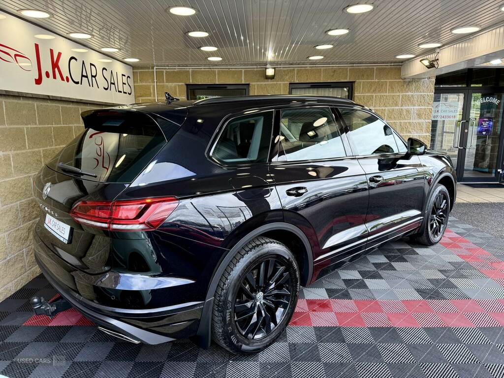 Volkswagen Touareg 3.0 V6 Tdi 4Motion 231 Sel Tip Black
