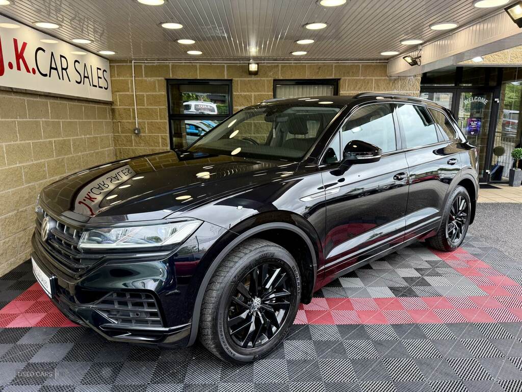 Volkswagen Touareg 3.0 V6 Tdi 4Motion 231 Sel Tip Black #3