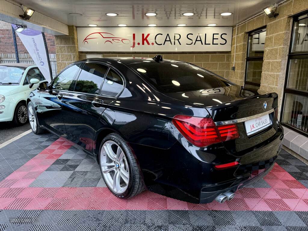 BMW 7 Series 730D M Sport Exclusive Black #4