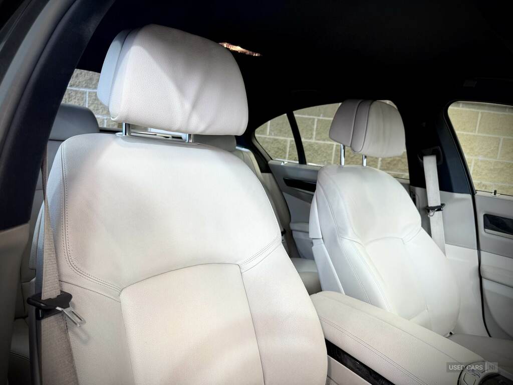 BMW 7 Series Saloon Black #31