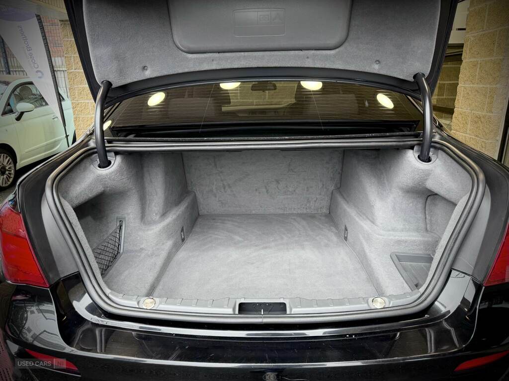 BMW 7 Series Saloon Black #38