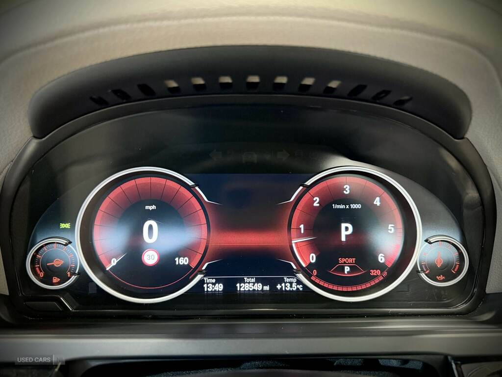 BMW 7 Series Saloon Black #13