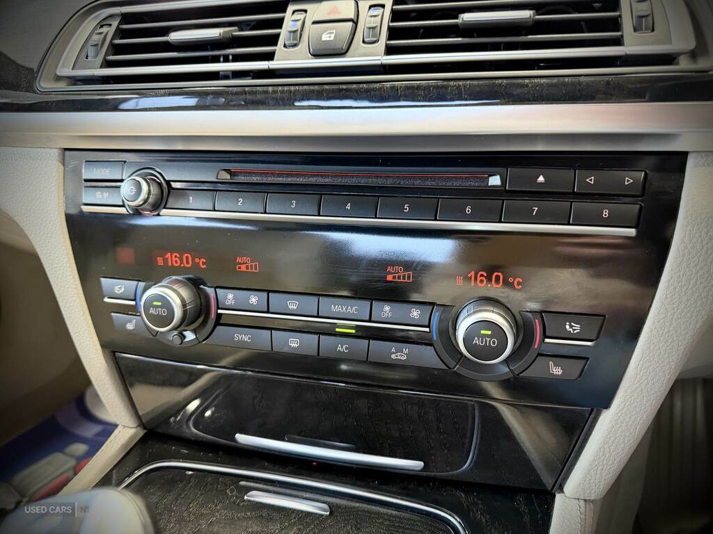 BMW 7 Series Saloon Black #28
