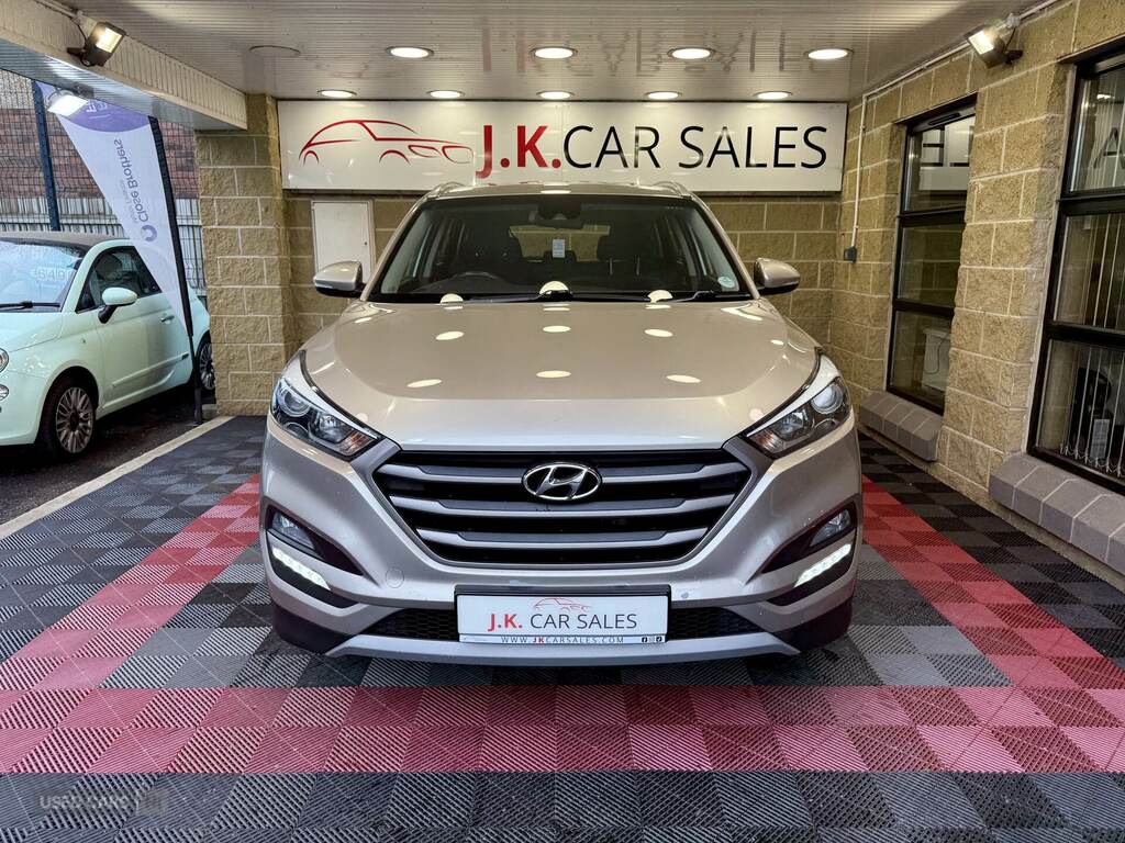 Hyundai Tucson 1.7 Crdi Blue Drive Se 2Wd Brown #6