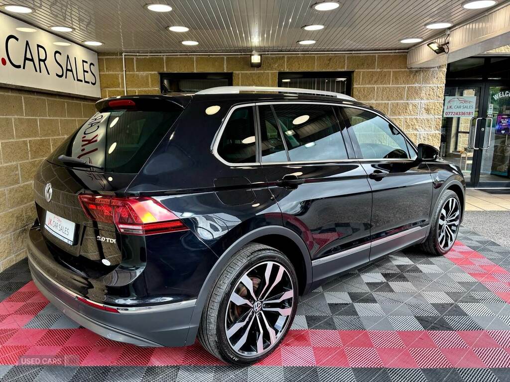 Volkswagen Tiguan 2.0 Tdi 150 Sel Black #2