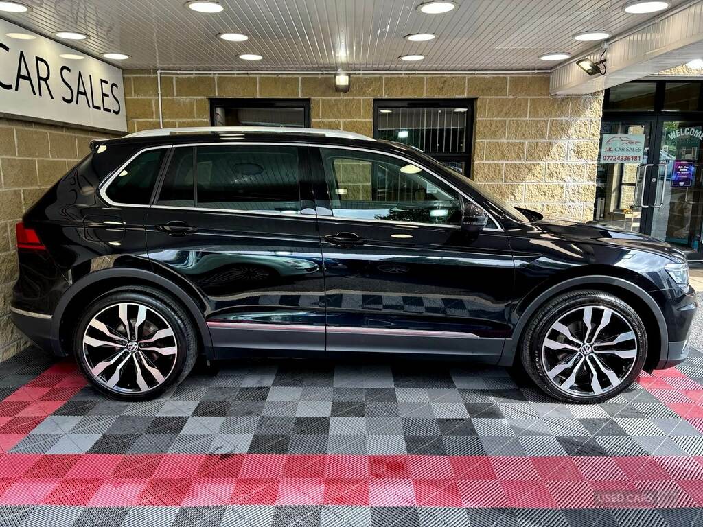 Volkswagen Tiguan 2.0 Tdi 150 Sel Black #3