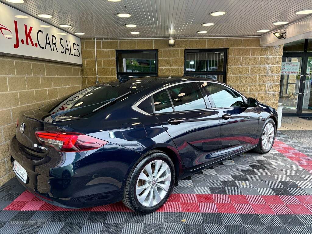 Vauxhall Insignia 2.0 Turbo D Elite Nav Blue
