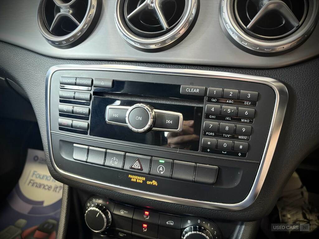 Mercedes-Benz GLA Class 2.1L Amg Line White #20