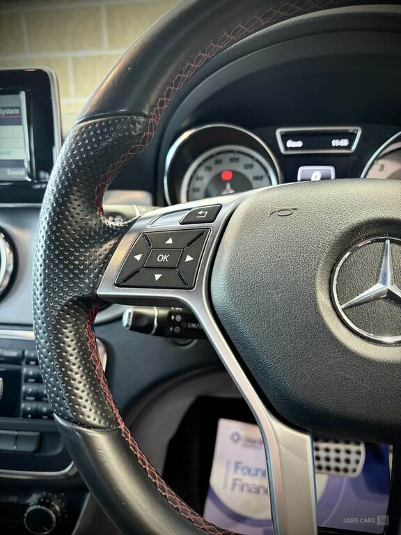 Mercedes-Benz GLA Class 2.1L Amg Line White #12
