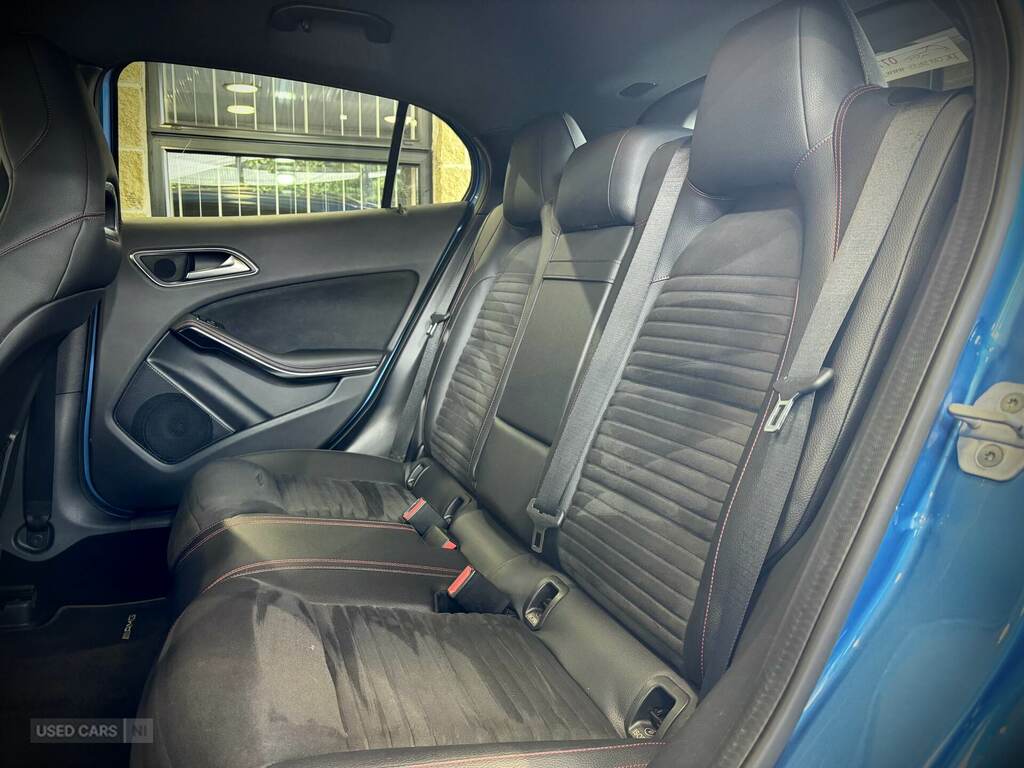 Mercedes-Benz GLA Class 2.1L Amg Line White #24