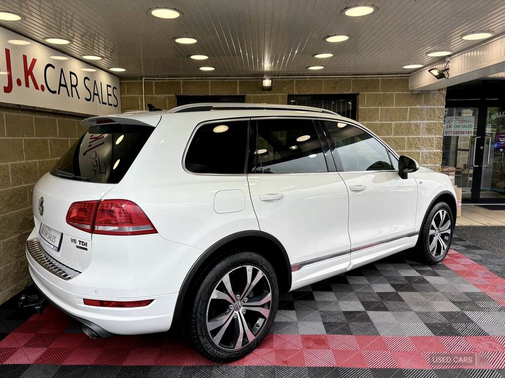 Volkswagen Touareg 3.0 V6 Tdi 245 R-line Tip White #2