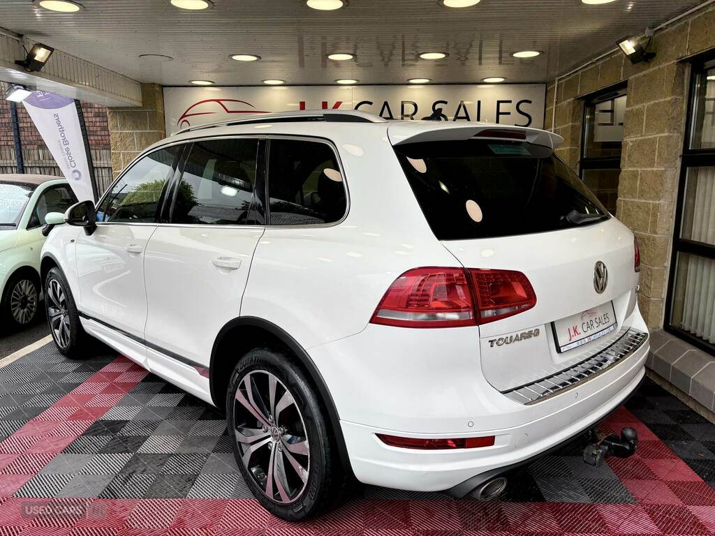 Volkswagen Touareg 3.0 V6 Tdi 245 R-line Tip White #5
