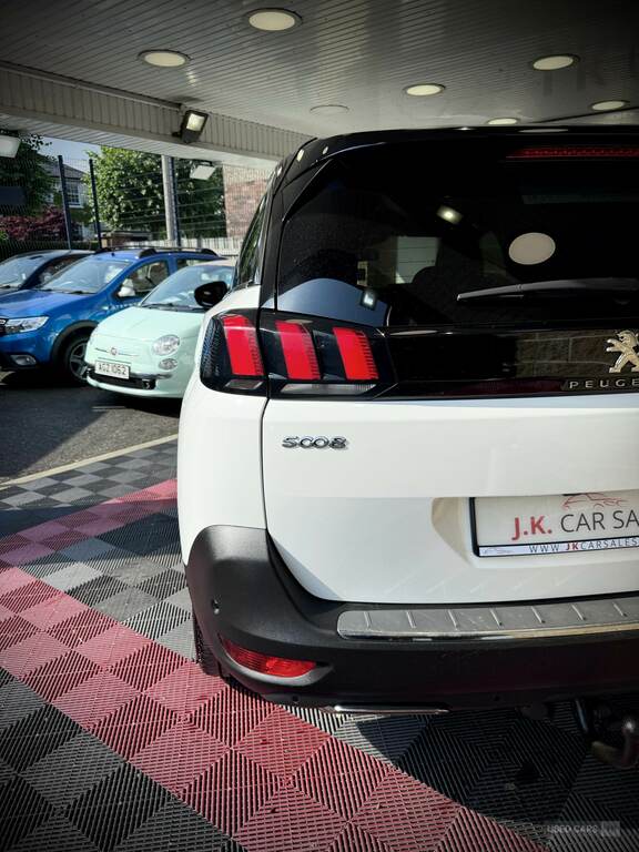 Peugeot 5008 Suv Grey #10
