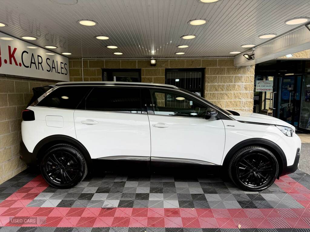 Peugeot 5008 2.0 Bluehdi Gt Line White #3
