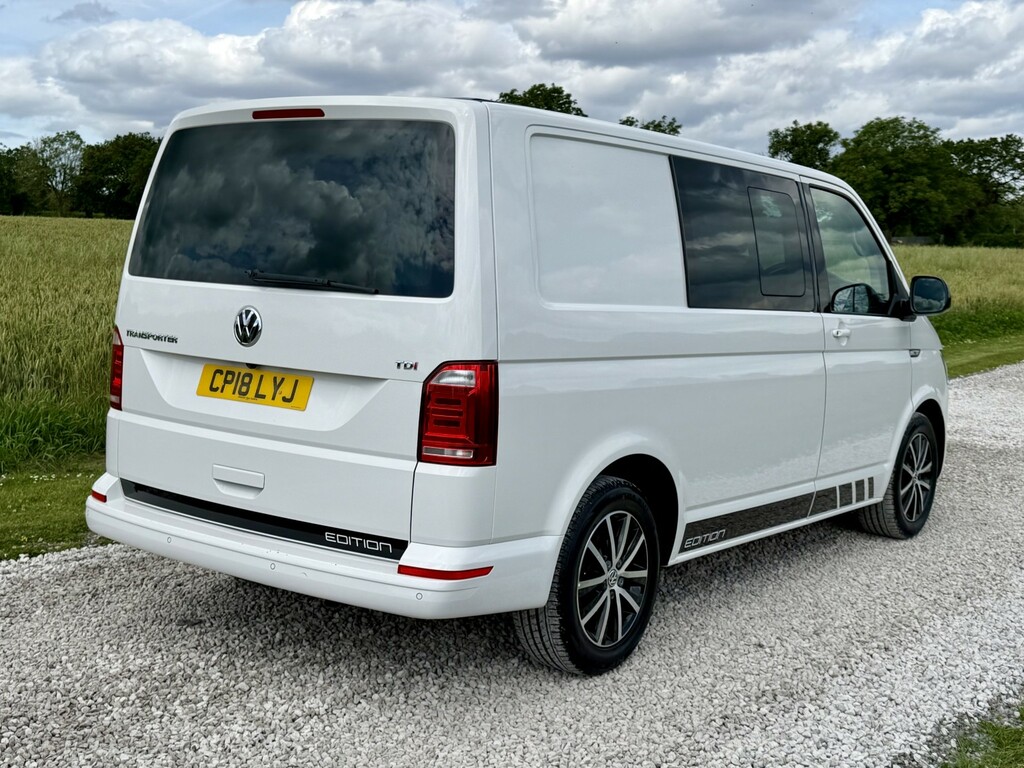 Volkswagen Transporter 2.0 Tdi T30 Bluemotion Tech Edition Crew Cab Kombi CP18LYJ White #4