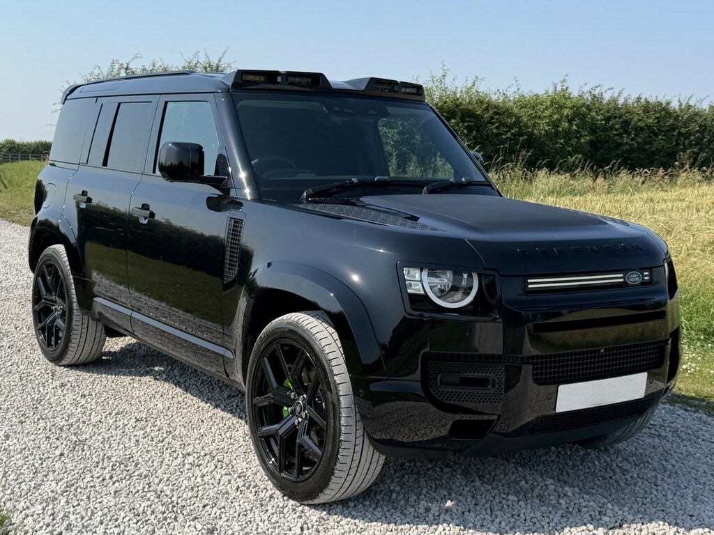 Land Rover Defender 110 3.0 D250 Mhev Black