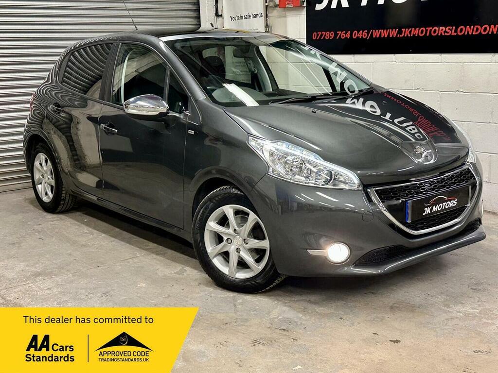 Peugeot 208 1.2 Vti Puretech Style Euro 6 Grey