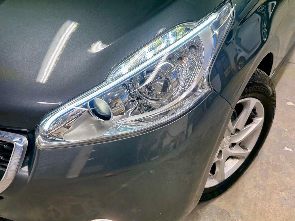 Peugeot 208 1.0 Puretech Access Ac Hatchback Man White #26