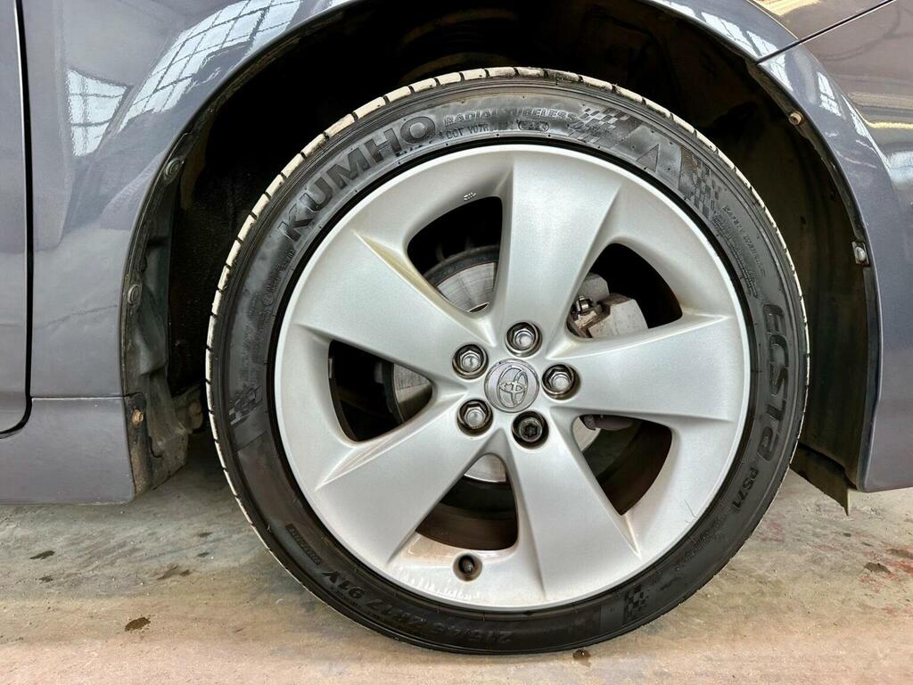 Toyota Prius 1.8 T4 Silver #124