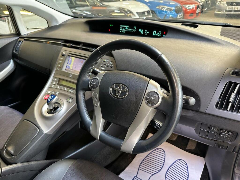 Toyota Prius 1.8 T4 Silver #80
