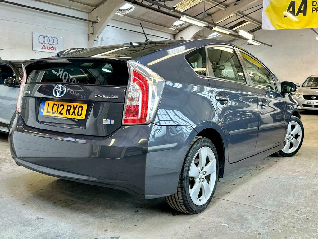 Toyota Prius 1.8 T4 Silver #86