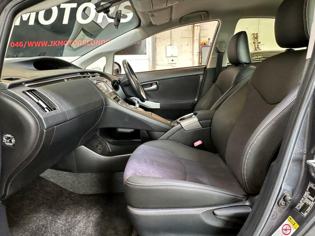Toyota Prius 1.8 T4 Silver #59
