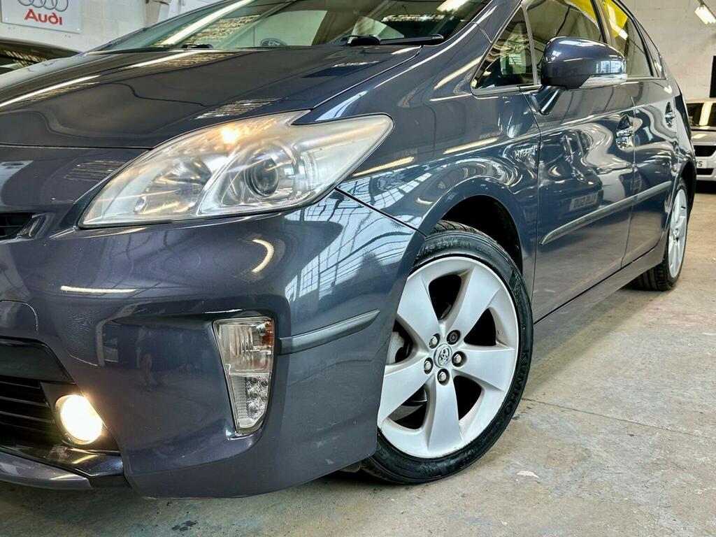 Toyota Prius 1.8 T4 Silver #105