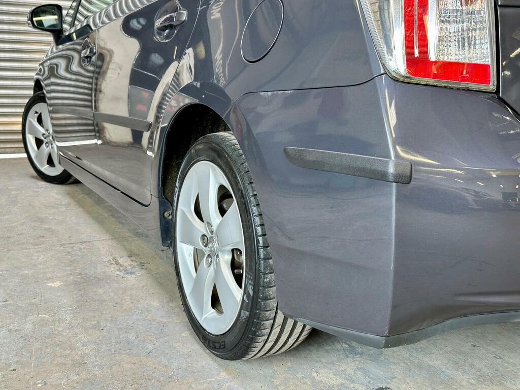 Toyota Prius 1.8 T4 Silver #24
