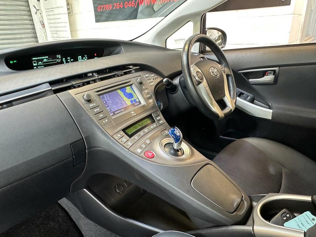 Toyota Prius 1.8 T4 Silver #128