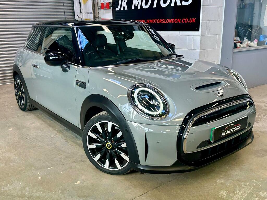 Mini Electric Hatch 135Kw Cooper S Level 3 33Kwh 17In A Black #25