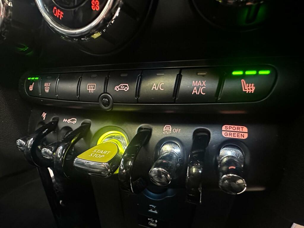 Mini Electric Hatch 135Kw Cooper S Level 3 33Kwh 17In A Black #55