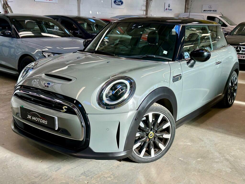 Mini Electric Hatch 135Kw Cooper S Level 3 33Kwh 17In A Black #99