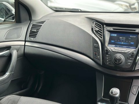 Hyundai I40 1.7 Crdi Premium Euro 5 Silver #19