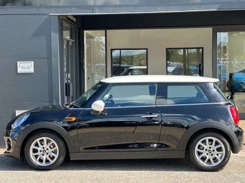 Mini Hatch 1.5 Cooper Black #3