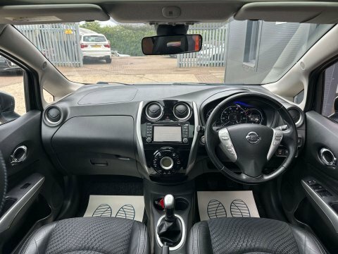 Nissan Note 1.2 Note Tekna Black #4